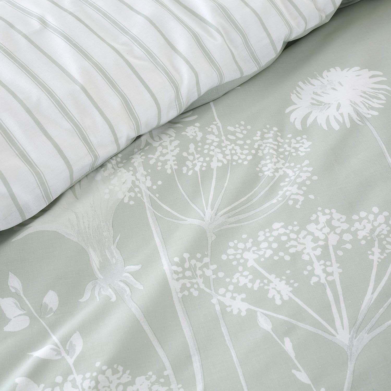Meadowsweet Floral Reversible King Duvet Set